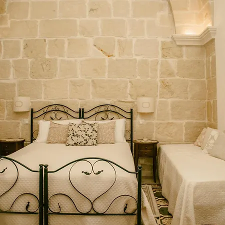 Semesterbostad Le 3 Volte Cursi